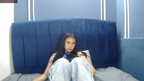 Snapshot of _mollyy chatting on 02/04/25, 09:31 Molly online show from 02/04/25, 09:31