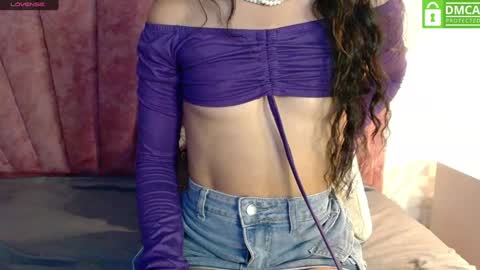 Snapshot of _mollyy chatting on 02/06/25, 04:14 Molly online show from 02/06/25, 04:14