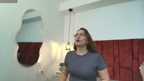_monaliza_ online show from 07/21/26, 12:29