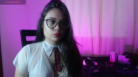 _moon_rosee online show from 03/18/26, 02:20