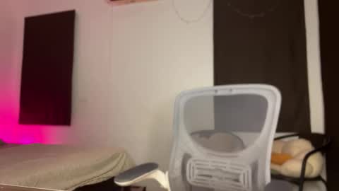 Francine Aisi Morpho - a genus of blue butterflies. online show from 01/10/25, 01:41