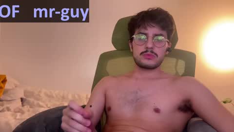 Snapshot of _mrguy_ chatting on 03/04/25, 05:53 _mrguy_ online show from 03/04/25, 05:53