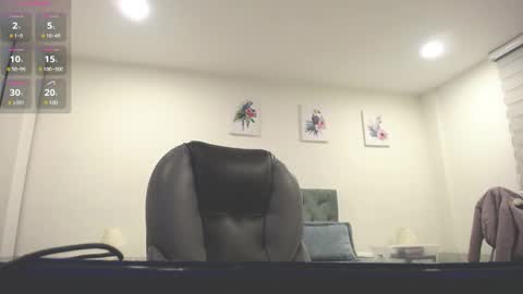 Natalie online show from 03/02/25, 07:34