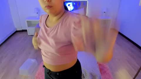 Natalie online show from 10/19/25, 07:47