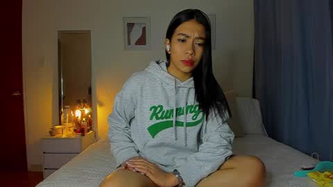 independent model natha online show from 12/11/24, 06:47