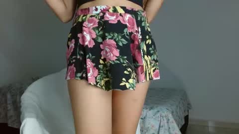 Snapshot of _nayade_ chatting on 02/21/25, 11:21 _nayade_ online show from 02/21/25, 11:21