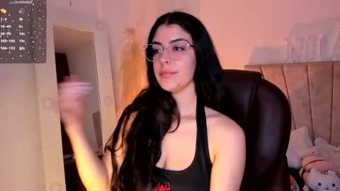 Niah  You can call me Ni or cutie haha online show from 02/28/25, 10:39