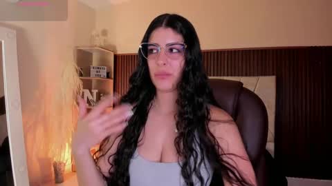 Niah  You can call me Ni or cutie haha online show from 09/24/25, 08:01