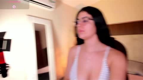 Niah  You can call me Ni or cutie haha online show from 09/28/25, 09:42