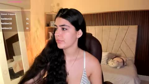 Niah  You can call me Ni or cutie haha online show from 12/16/25, 07:41