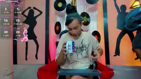 Nicky  Please help me with your thumbs up its importan online show from 12/19/25, 07:32