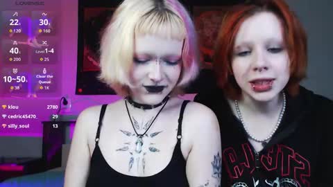 Nicole online show from 12/15/25, 03:44