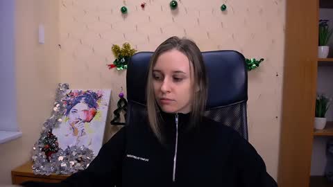 Nica online show from 12/26/24, 02:48