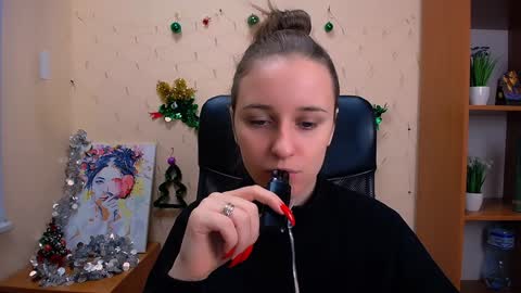 Nica online show from 12/27/24, 11:50