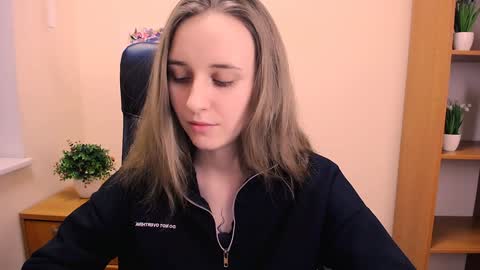 Nica online show from 01/19/25, 03:21