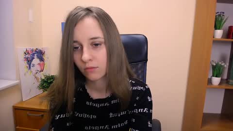 Nica online show from 02/08/25, 12:28