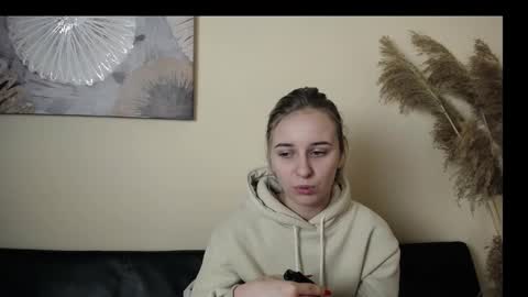 Nica online show from 11/13/25, 01:10