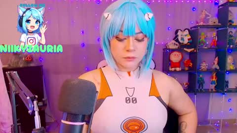 niiky online show from 11/11/25, 10:26