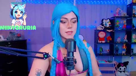 niiky online show from 11/20/25, 10:59