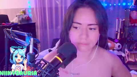 niiky online show from 02/10/26, 04:22