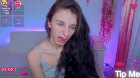 Nika online show from 02/06/25, 10:15