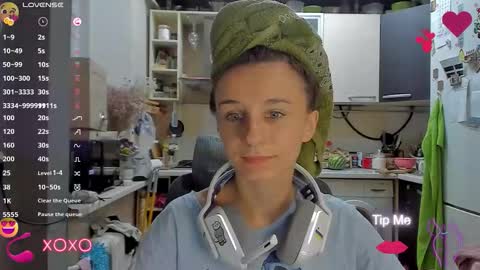 Nika online show from 09/16/25, 07:04