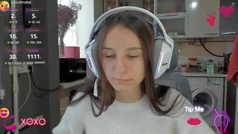 Nika online show from 10/08/25, 07:50