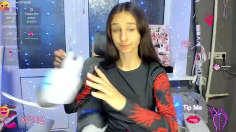 Nika online show from 10/20/25, 02:39