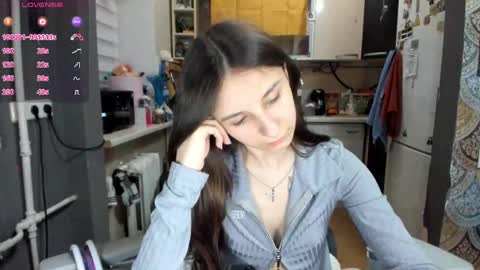 Nika online show from 04/19/26, 06:10