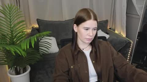 _nikol_cute_ online show from 05/30/26, 01:57