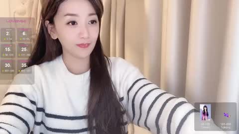 Snapshot of _nina_77 chatting on 12/30/24, 11:48 _nina_77 online show from 12/30/24, 11:48