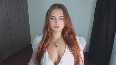 Snapshot of _ninahot chatting on 01/07/25, 09:46 Nina  online show from 01/07/25, 09:46