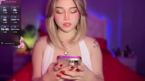 Lily online show from 11/13/25, 06:18