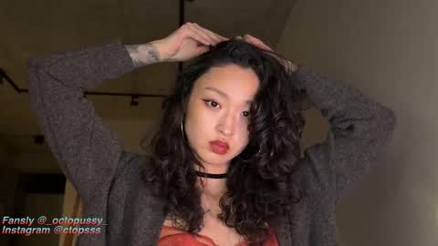 Mikayla online show from 01/06/26, 12:25