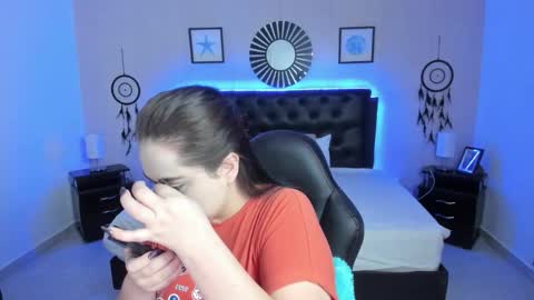 Olivia jones online show from 11/15/25, 12:13