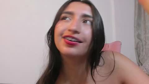 Orquidea  online show from 12/19/25, 02:24