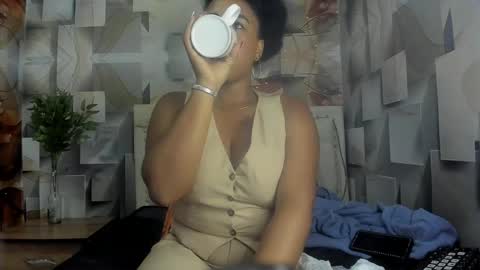 Snapshot of _pamela_ebony_ chatting on 05/30/26, 12:08 pamela ebony online show from 05/30/26, 12:08