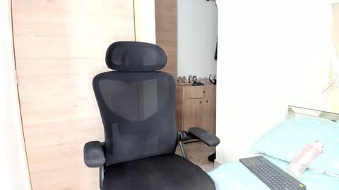 Pamela online show from 01/31/25, 01:11