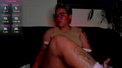 Snapshot of _paradissela chatting on 02/06/26, 02:27 GAIA online show from 02/06/26, 02:27