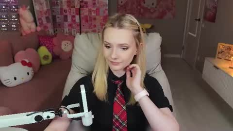 Tina online show from 07/09/26, 07:07