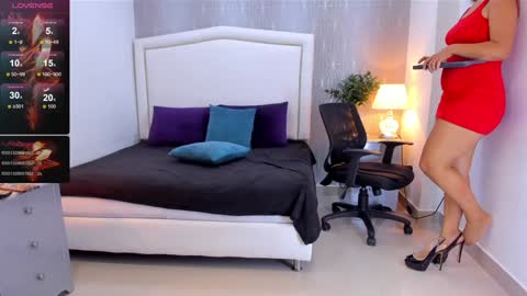  peach1  online show from 01/28/25, 08:58