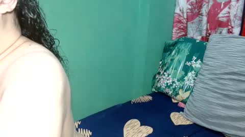Snapshot of _pinayglamourbum_143xxx_ chatting on 06/18/26, 06:24 Pinaylovelybum online show from 06/18/26, 06:24