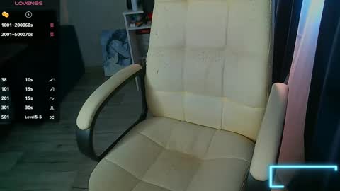 Ilona online show from 03/12/25, 11:31