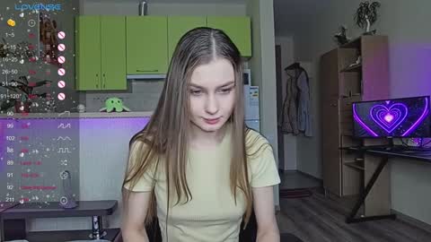 Lili online show from 12/21/24, 10:50