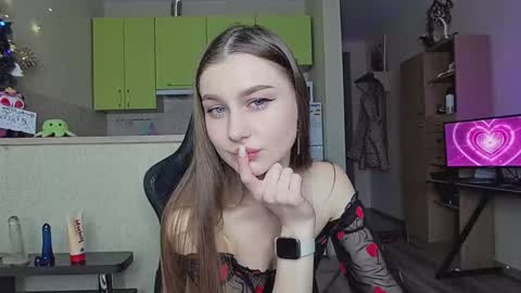 Lili online show from 01/10/25, 08:29