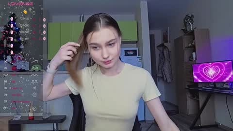 Lili online show from 01/15/25, 10:38