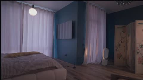 Eva online show from 10/16/25, 08:37