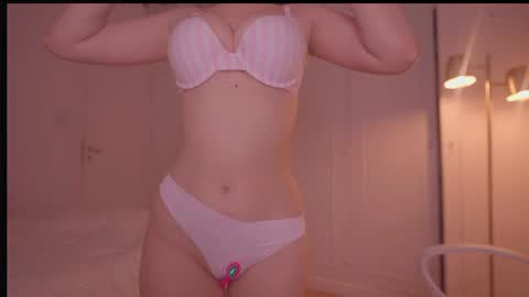 Eva online show from 04/21/26, 11:40