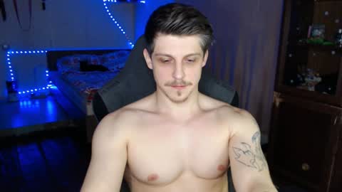 Snapshot of _purrari chatting on 12/23/24, 10:44 Vampire online show from 12/23/24, 10:44