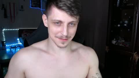 Snapshot of _purrari chatting on 02/26/25, 02:15 Vampire online show from 02/26/25, 02:15